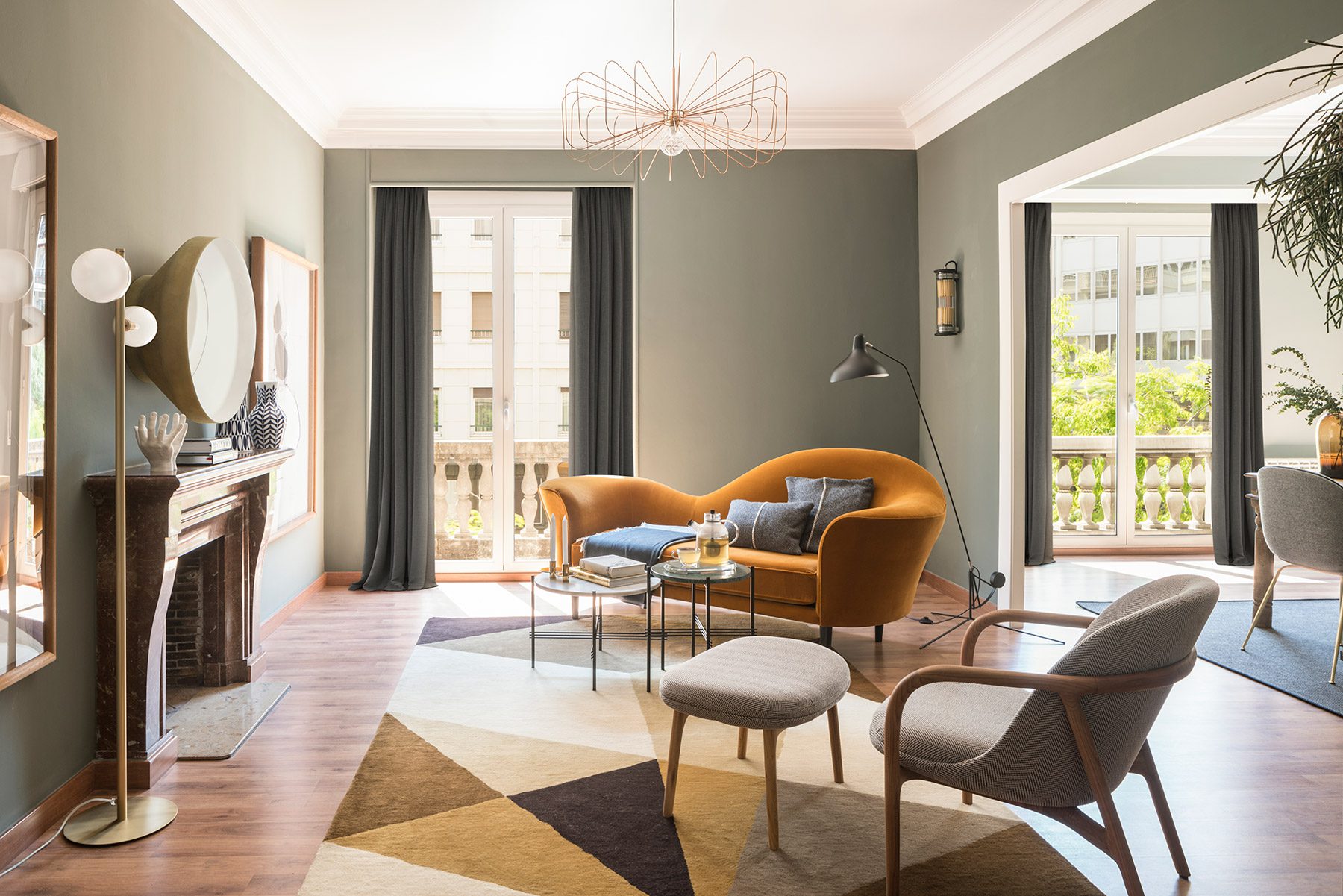 Meritxell Ribé crea una nueva identidad, cálida y luminosa, para una vivienda en la zona alta de Barcelona