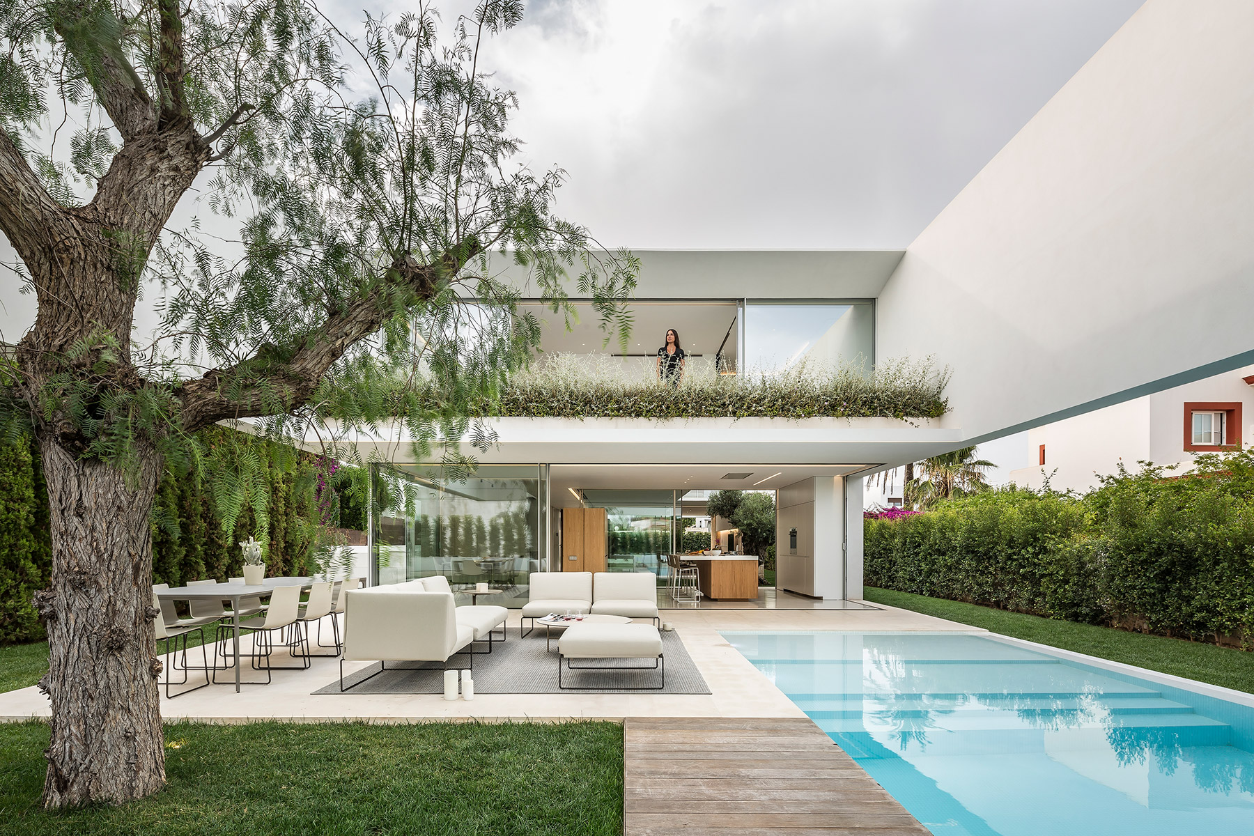 La casa de los tres árboles, un proyecto en Ibiza del estudio de arquitectura Gallardo Llopis