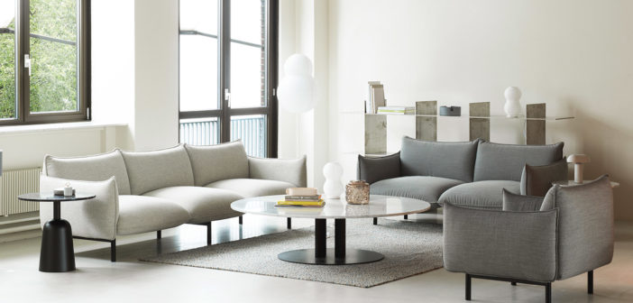 Ark, un sofá minimalista con silueta envolvente y expresión sofisticada, diseñado por Simon Legald  para Normann Copenhagen